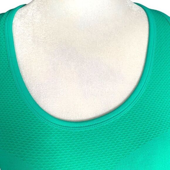 Fabeletics Delta Tank Green Racerback Smooth Operator Yoga Pilates Top Small - Picture 4 of 11